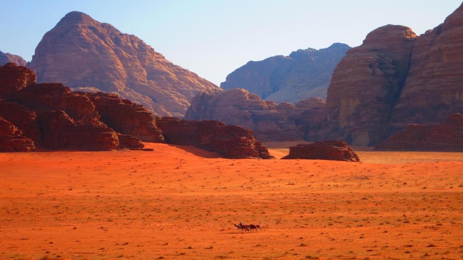 Отель Wadi Rum Nabatean Camp Экстерьер фото