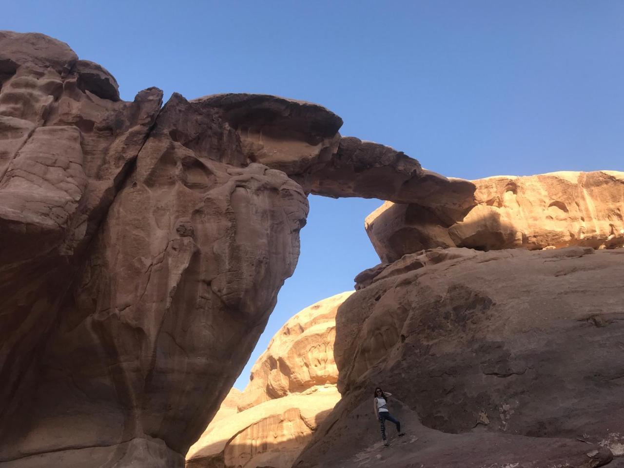 Отель Wadi Rum Nabatean Camp Экстерьер фото